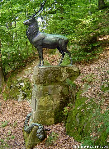 Das Hirschdenkmal bei Stolberg im Harz
