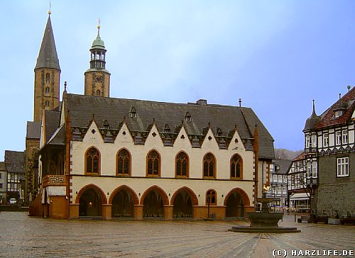 Goslar - Marktplatz mit Rathaus
