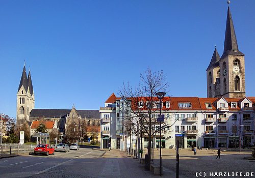 Halberstadt - Martiniplan mit Dom und Martinikirche