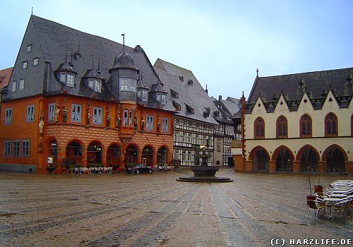 Goslar - Marktplatz mit Kaiserworth, Marktbrunnen und Rathaus