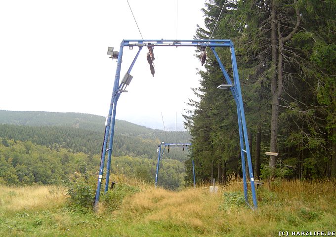 Skilift am Ravensberg im Herbst