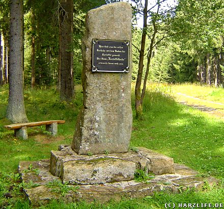 Bei Braunlage im Harz steht das Kartoffeldenkmal.